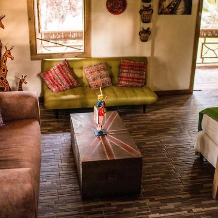 Pine Ridge Lodge San Ignacio Esterno foto