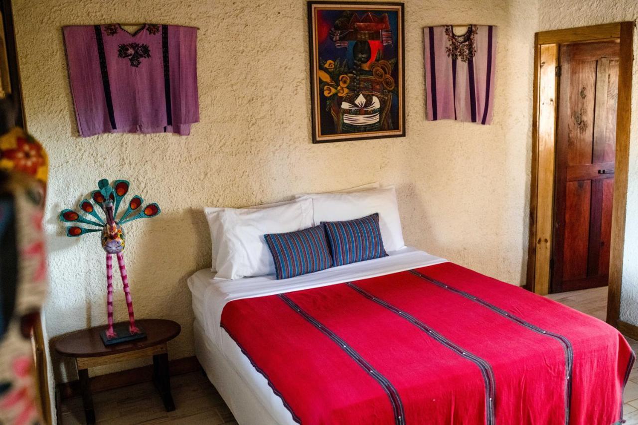 Pine Ridge Lodge San Ignacio Esterno foto