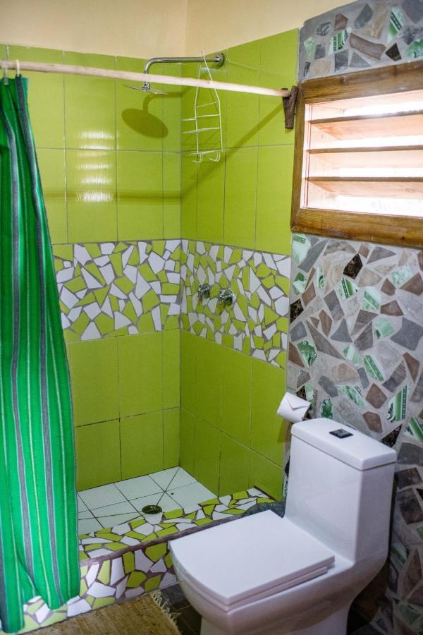 Pine Ridge Lodge San Ignacio Esterno foto